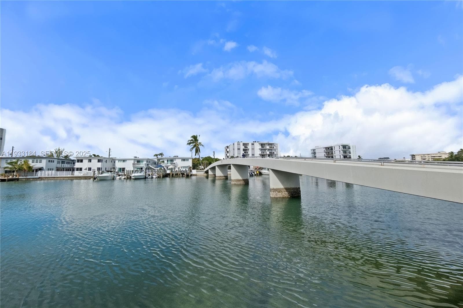 8040 Tatum Waterway Dr # 11, Miami Beach FL 33141 — 29