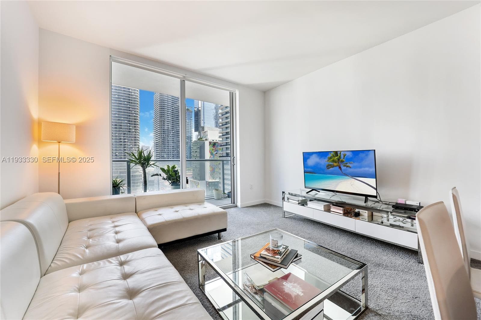 1100 S Miami Ave # 1607, Miami FL 33130 — 11