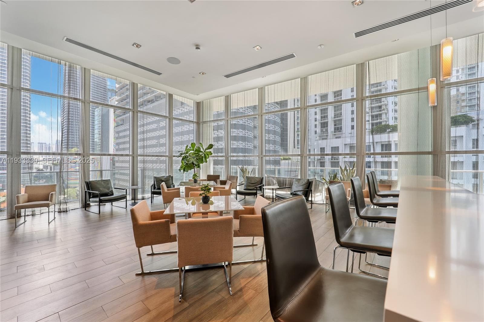 1100 S Miami Ave # 1607, Miami FL 33130 — 29