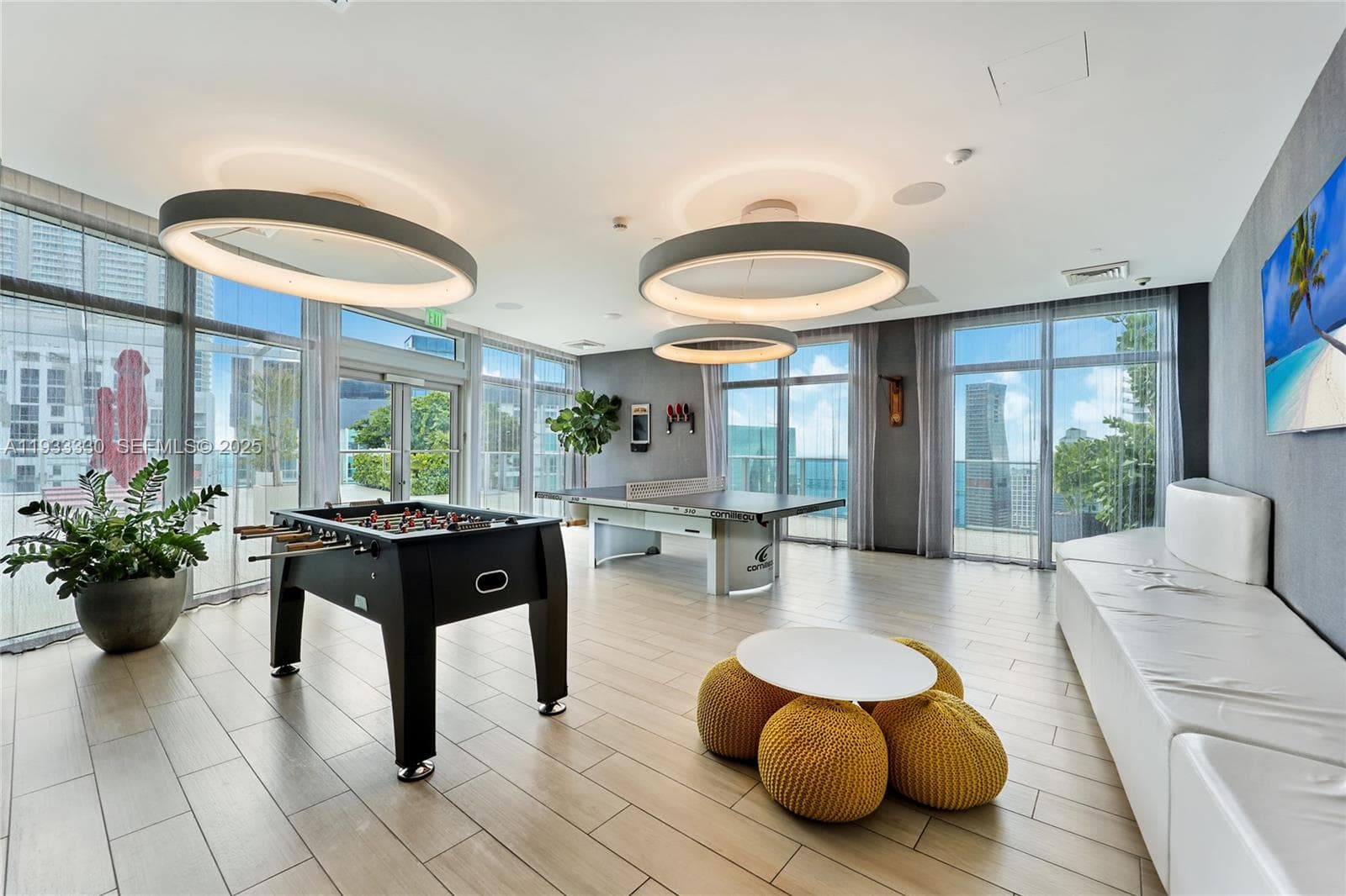 1100 S Miami Ave # 1607, Miami FL 33130 — 25