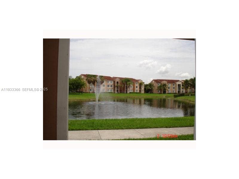 4350 NW 107th Ave # 102, Doral FL 33178 — 16