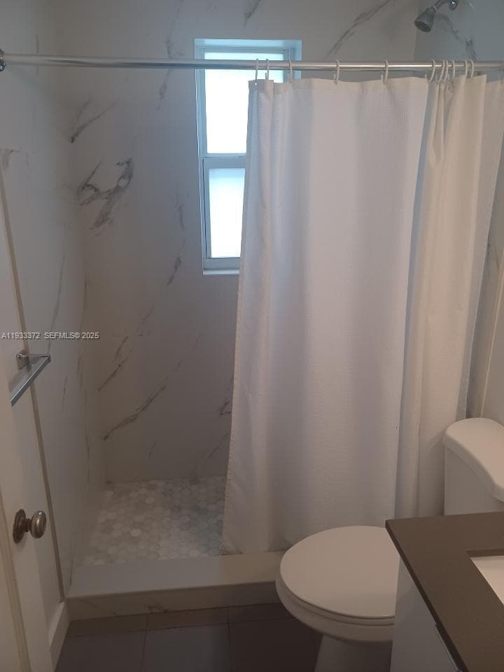 6950 Byron Ave # 2, Miami Beach FL 33141 — 5