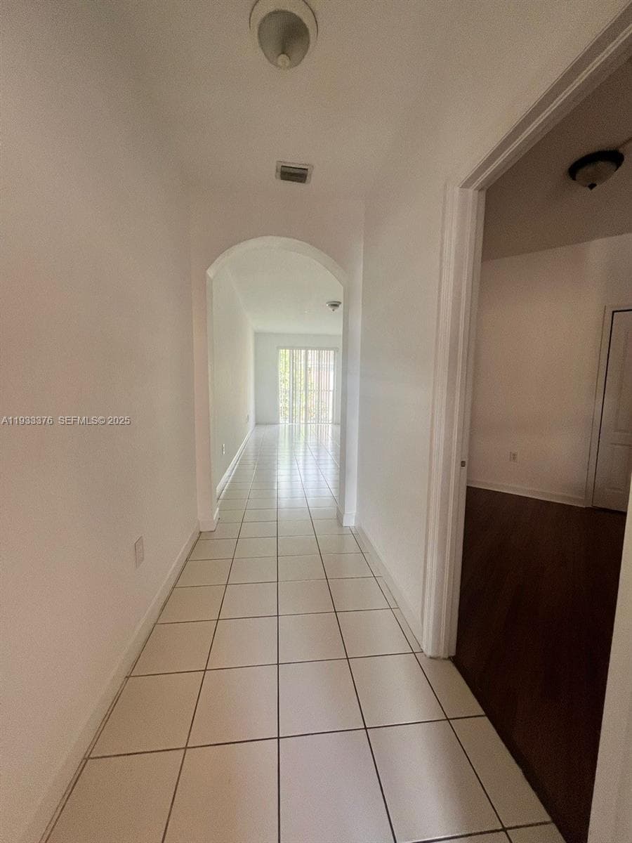 7200 NW 177th St # 7, Hialeah FL 33015 — 9
