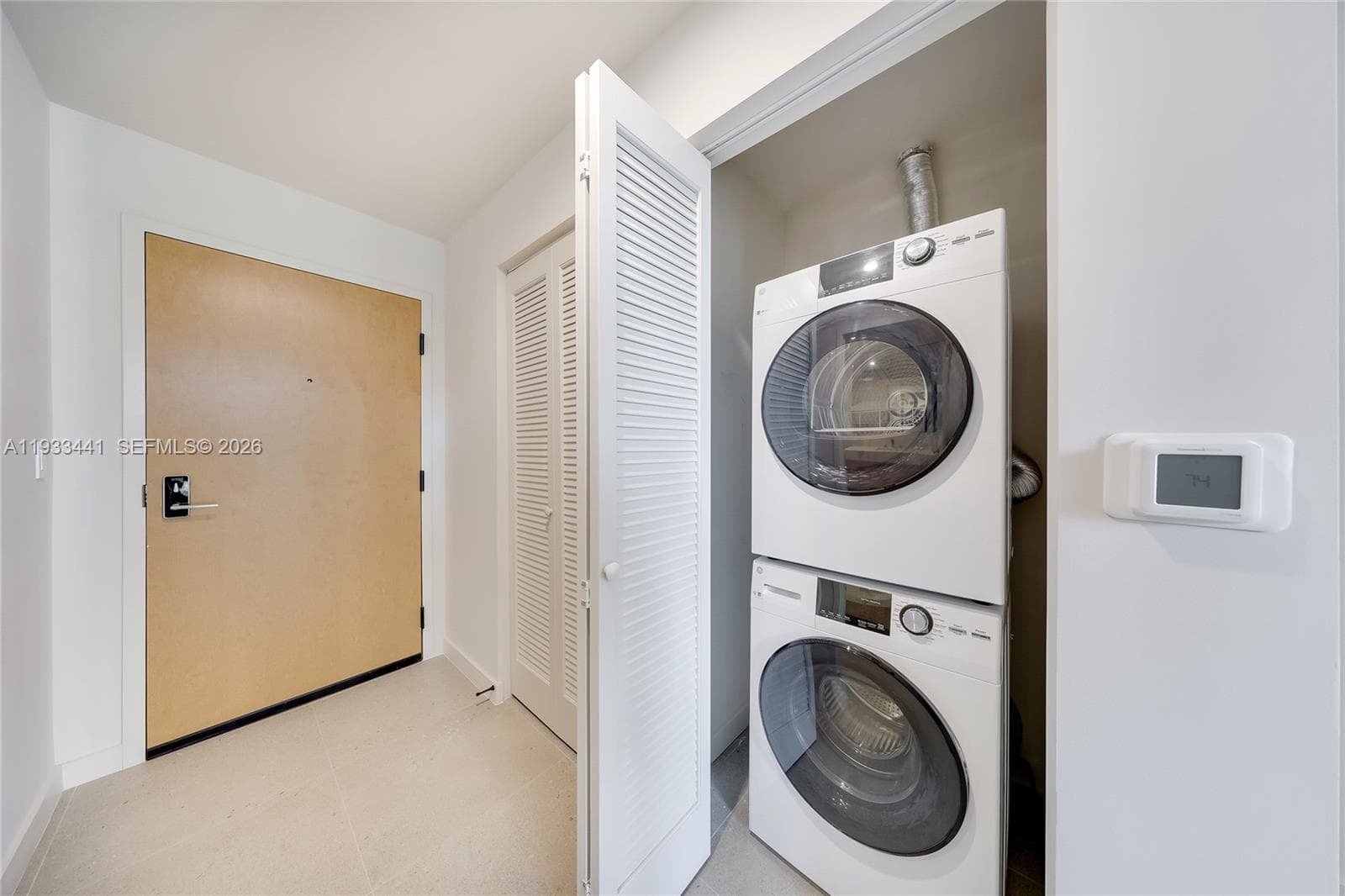 11 NE 6th Street # 3209, Miami FL 33132 — 2