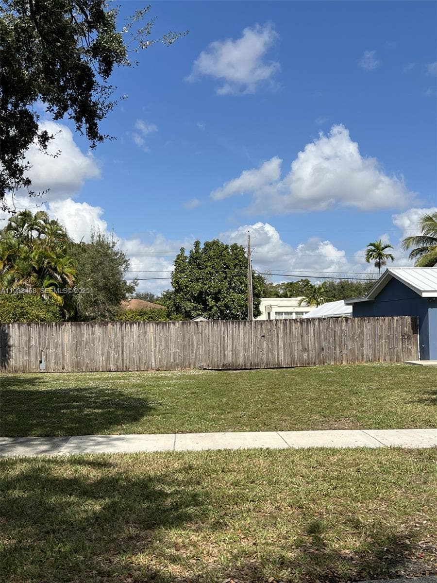 149 Glendale Dr, Miami Springs FL 33166 — 1
