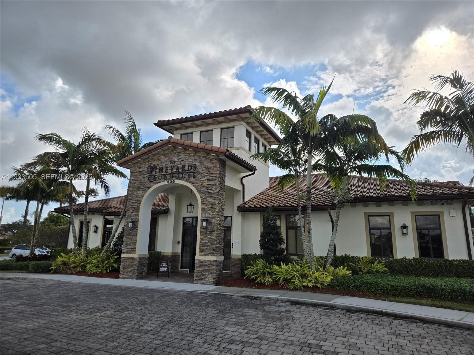 634 SE 37 Ave, Homestead FL 33033 — 37
