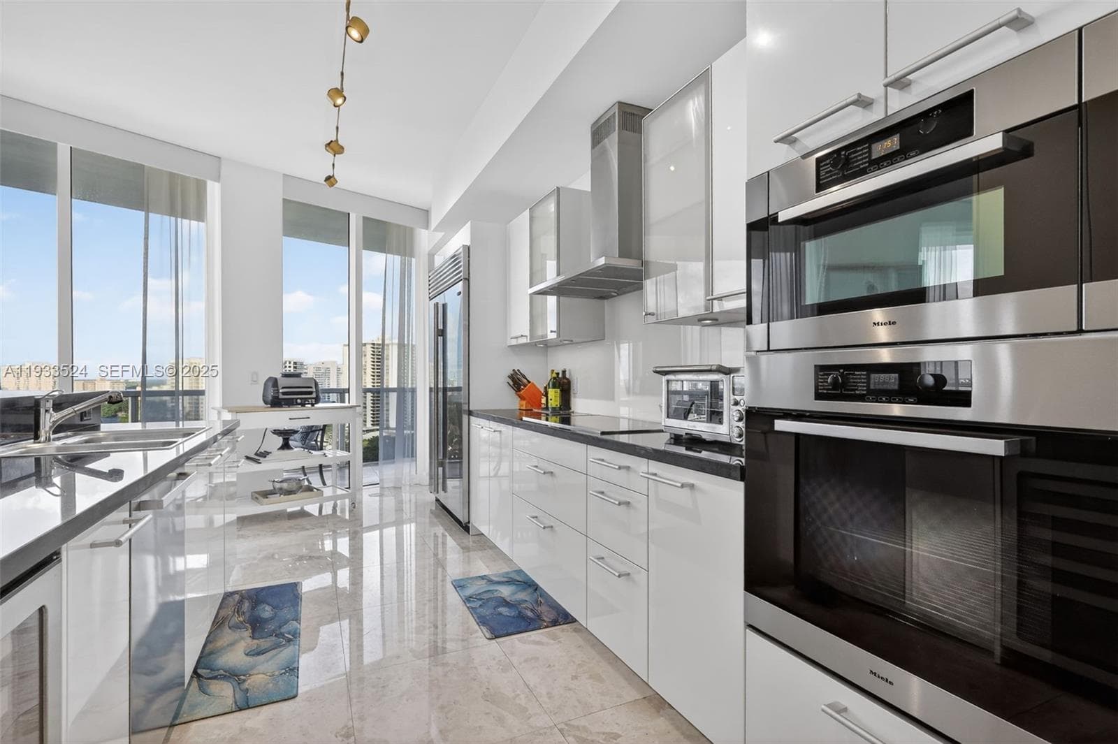 4100 Island Blvd # 1403, Aventura FL 33160 — 12