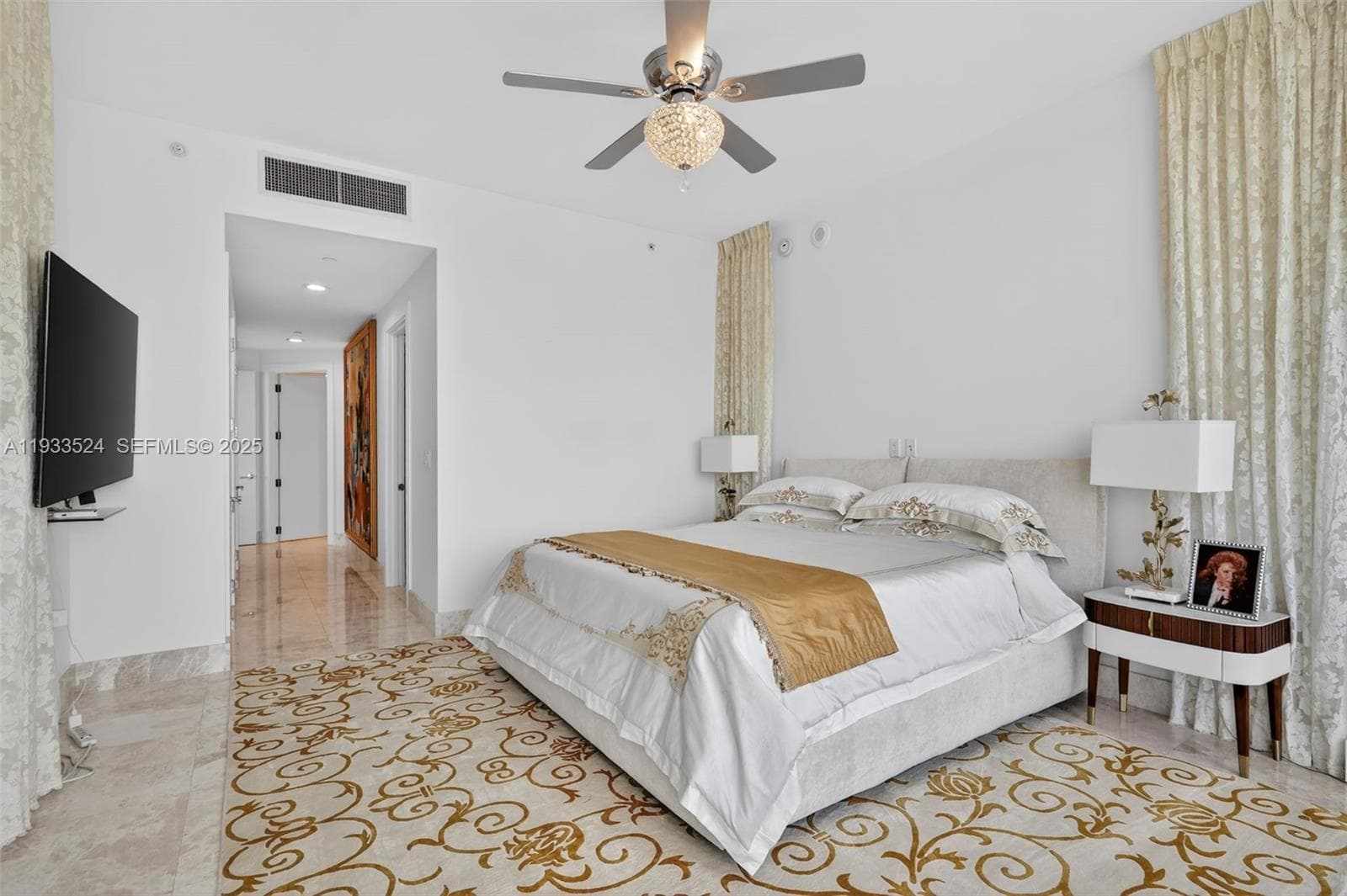 4100 Island Blvd # 1403, Aventura FL 33160 — 24