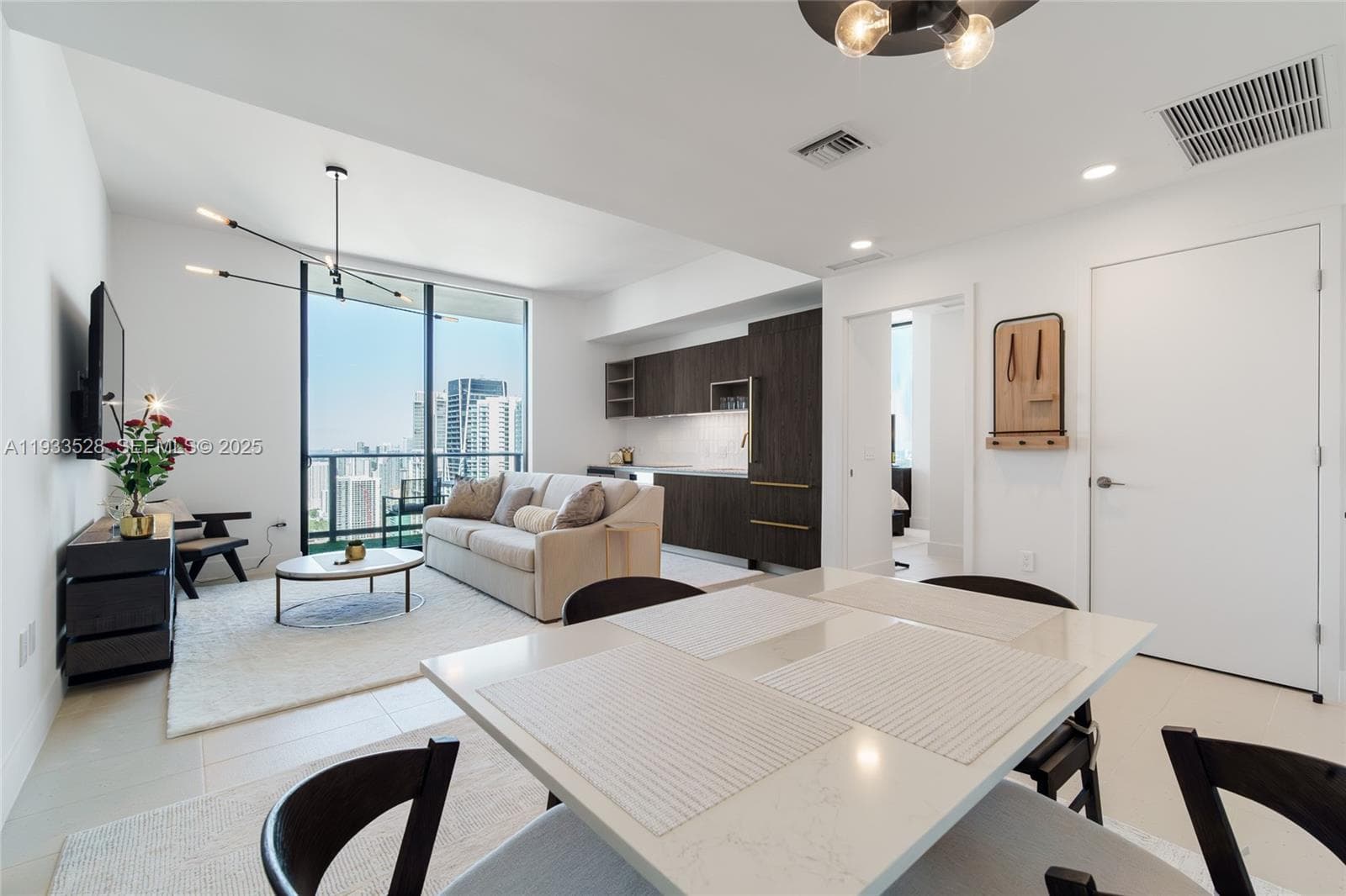 601 NE 1St Ave, Miami FL 33132 — 18