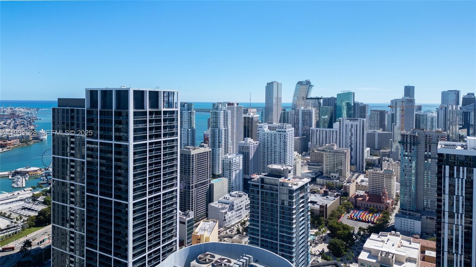 601 NE 1St Ave, Miami FL 33132 — 4