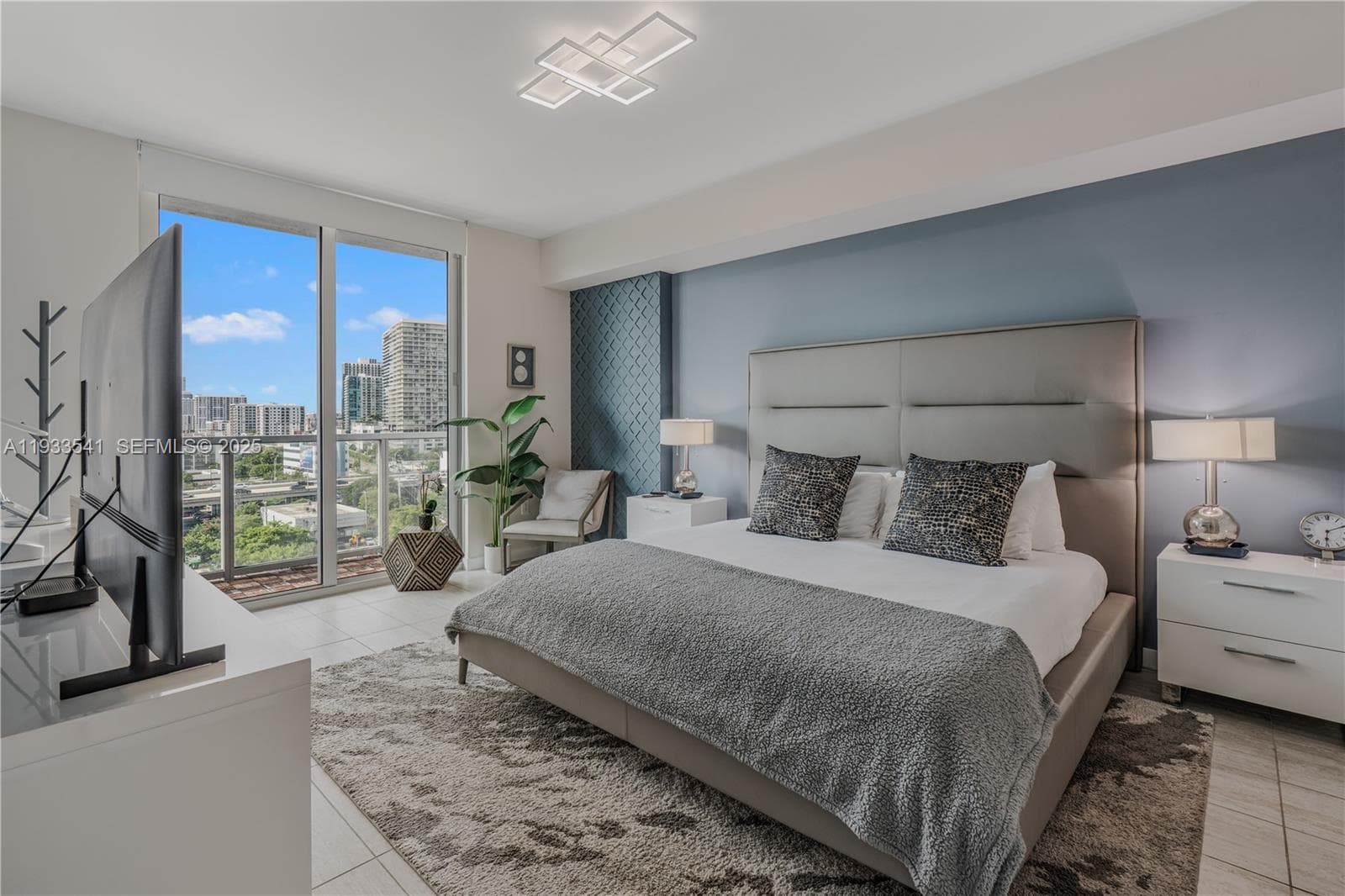 3900 Biscayne Blvd # 904, Miami FL 33137 — 34