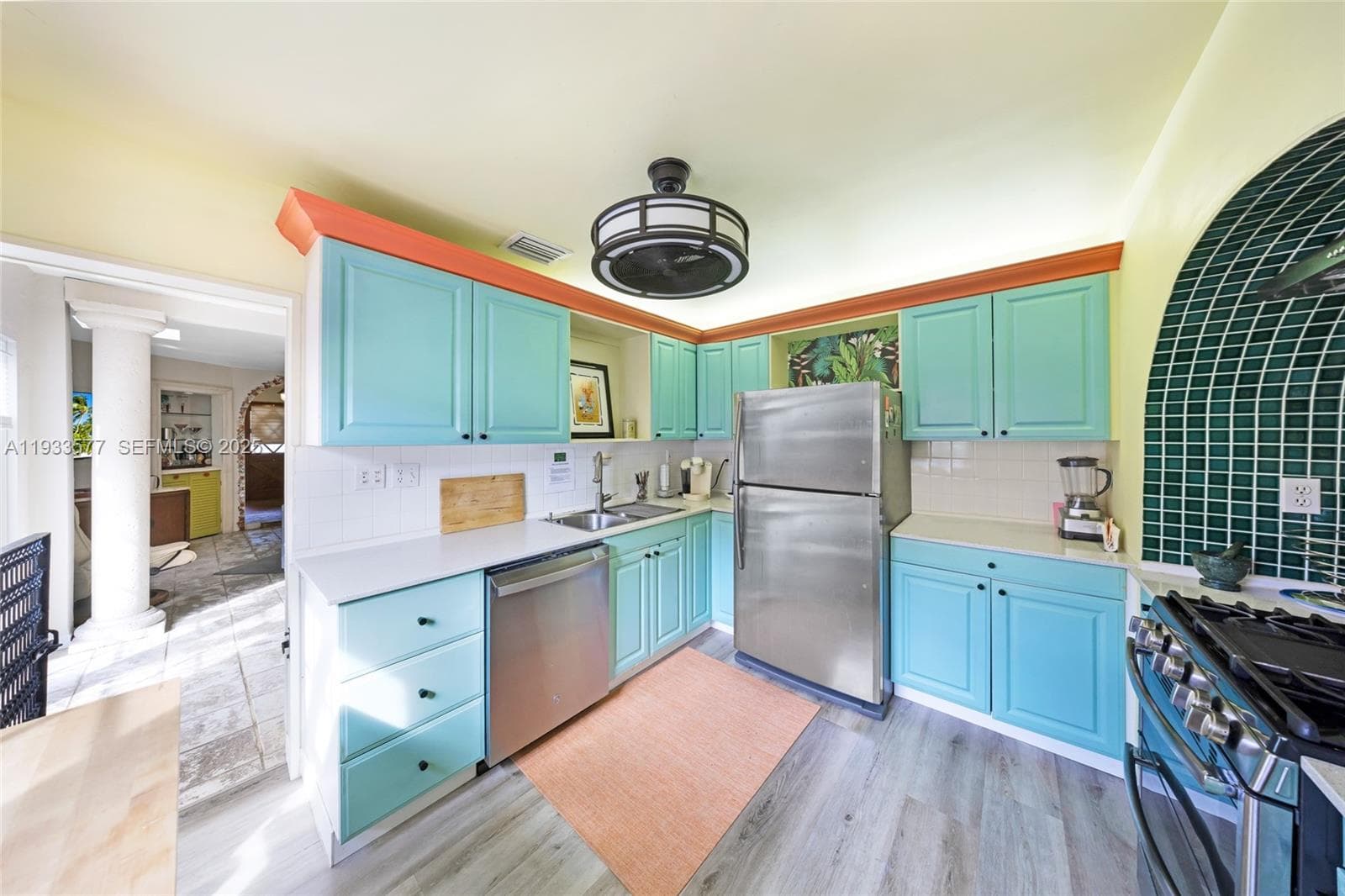 1840 Tigertail Ave, Miami FL 33133 — 23