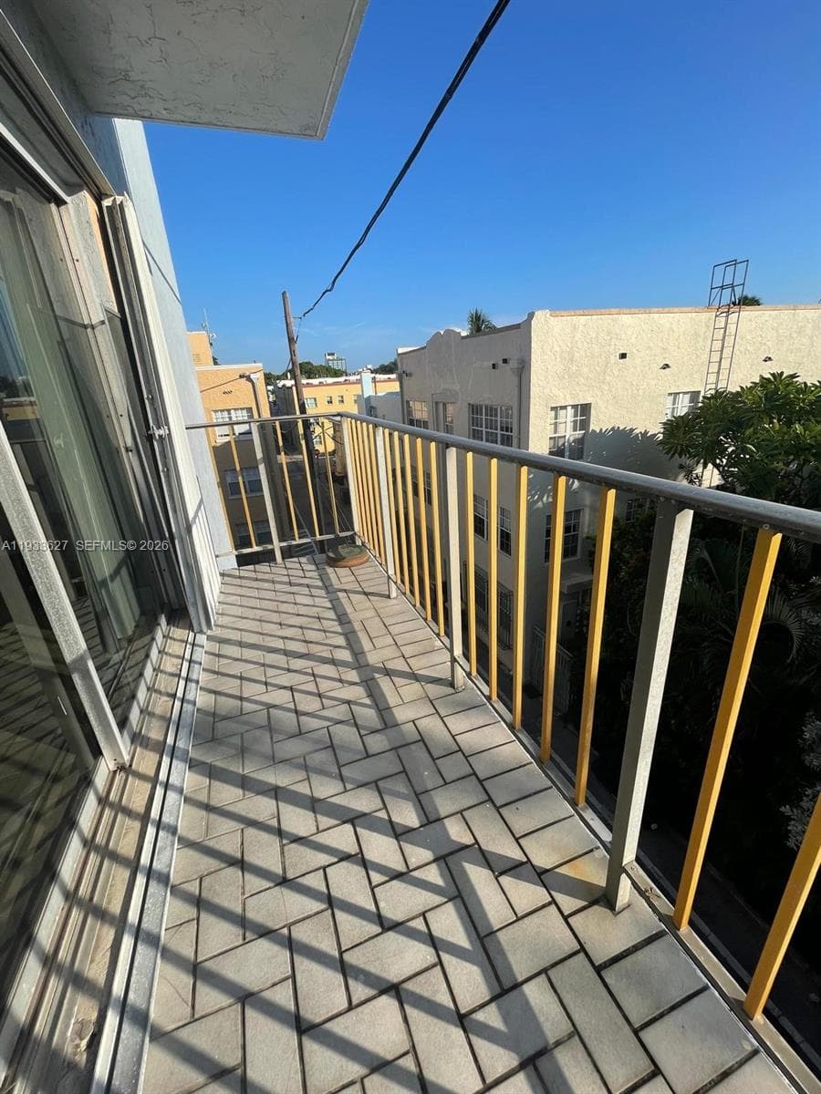 1235 Pennsylvania Ave # 4E, Miami Beach FL 33139 — 16