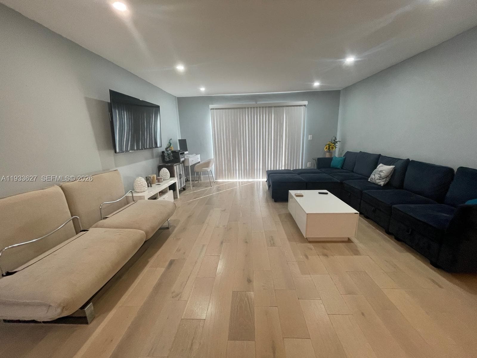 1235 Pennsylvania Ave # 4E, Miami Beach FL 33139 — 9