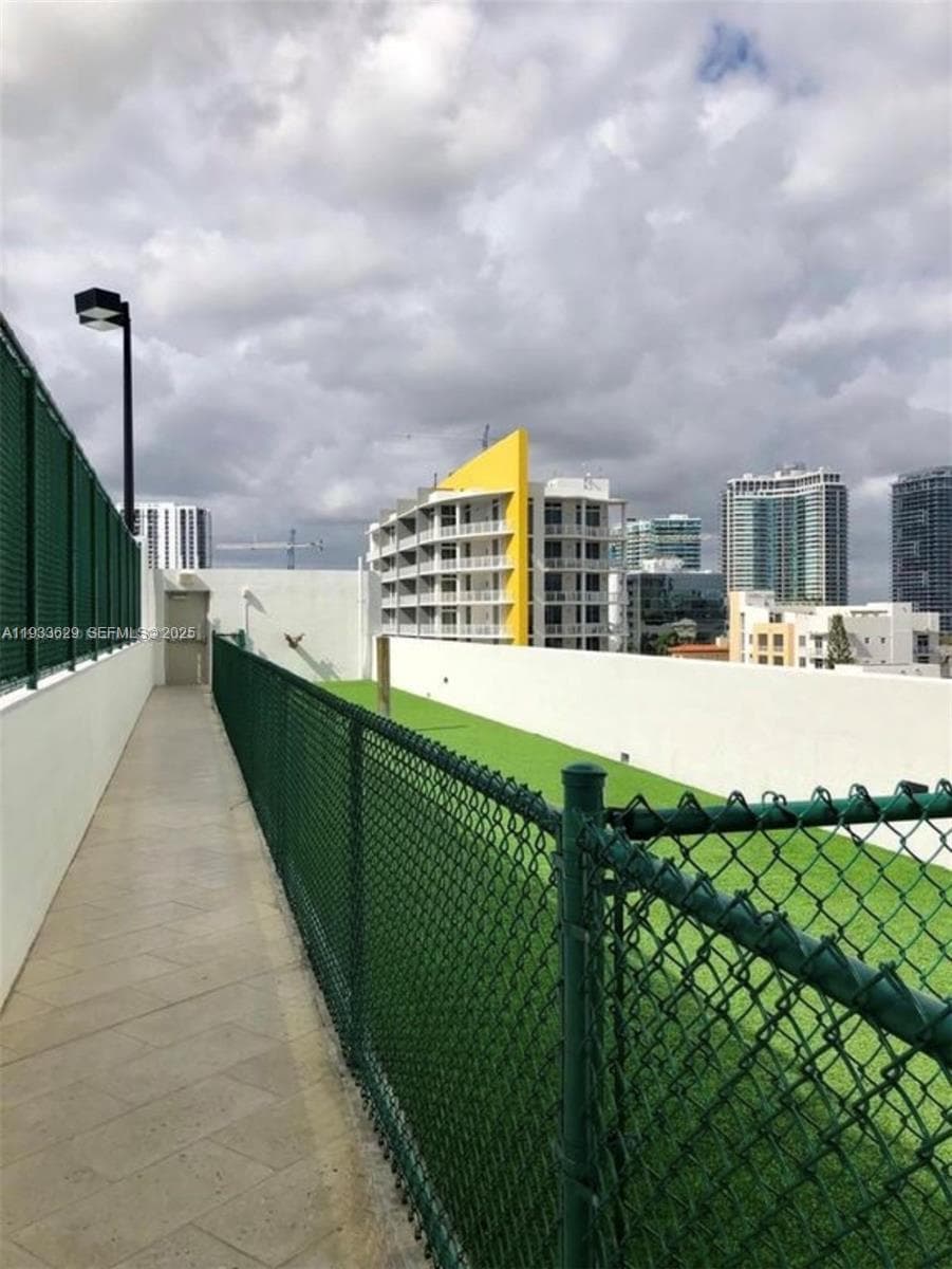 2900 NE 7th Ave # 3108, Miami FL 33137 — 41