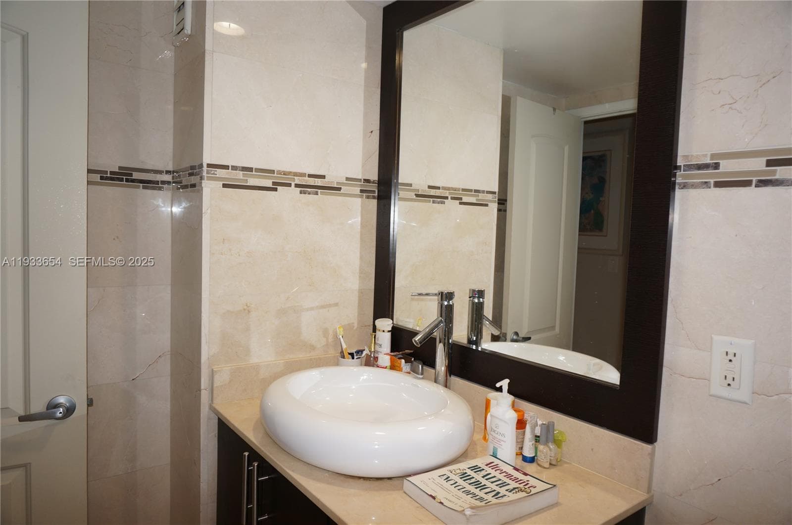 19390 Collins Ave # 26, Sunny Isles Beach FL 33160 — 23