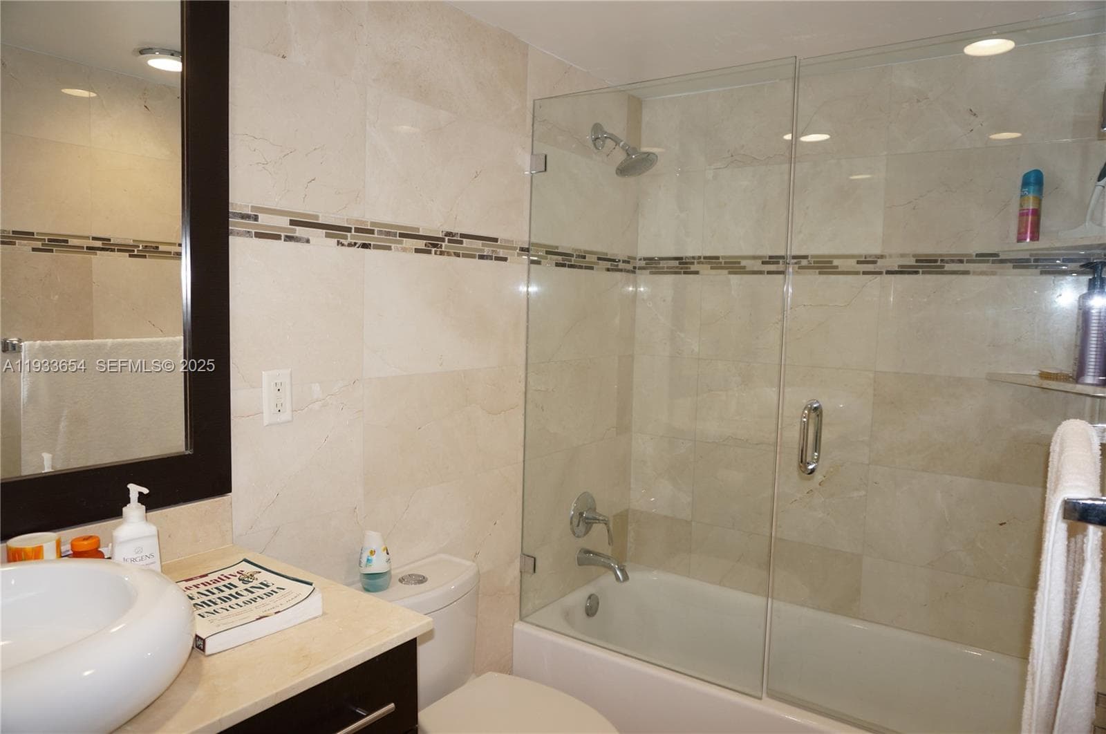 19390 Collins Ave # 26, Sunny Isles Beach FL 33160 — 22