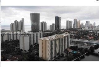 19390 Collins Ave # 26, Sunny Isles Beach FL 33160 — 35