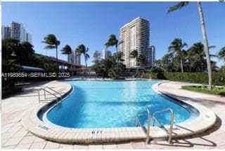 19390 Collins Ave # 26, Sunny Isles Beach FL 33160 — 31