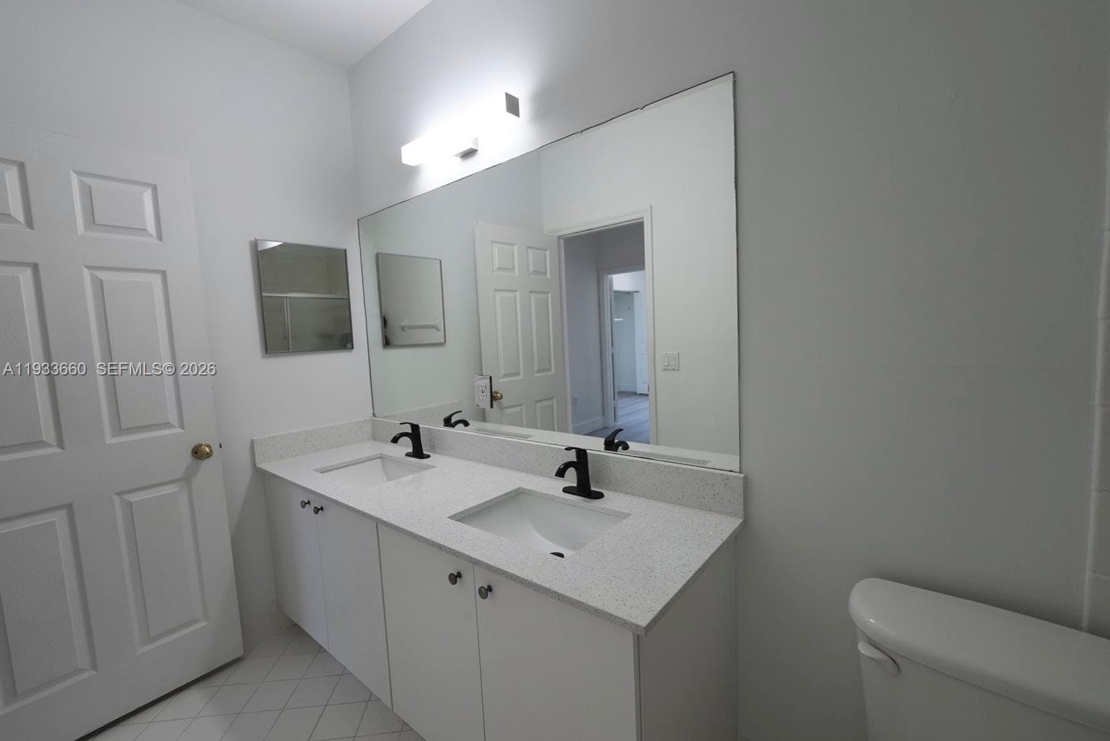 8836 SW 221 TERR, Miami FL 33190 — 33