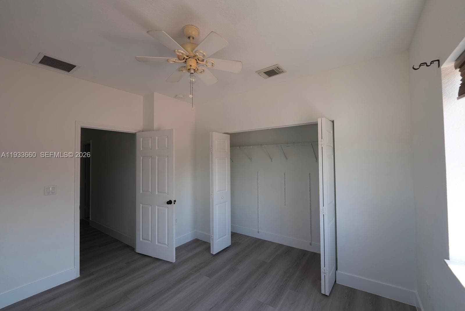 8836 SW 221 TERR, Miami FL 33190 — 18