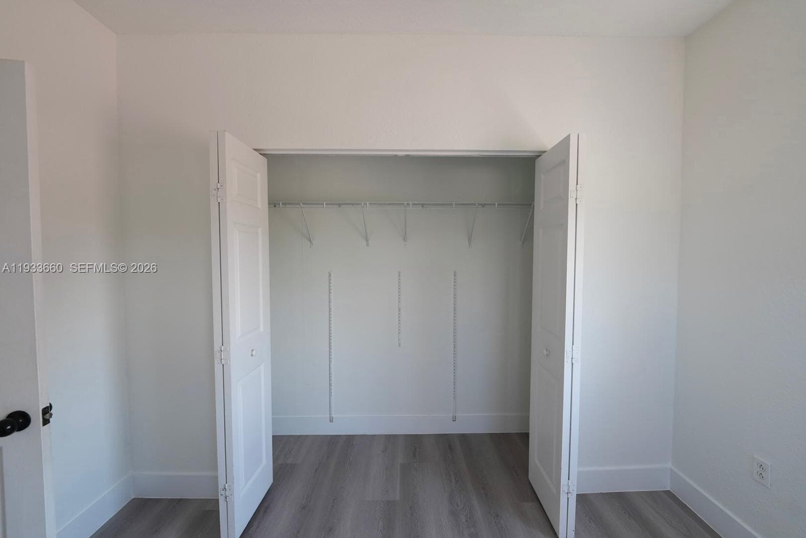 8836 SW 221 TERR, Miami FL 33190 — 19