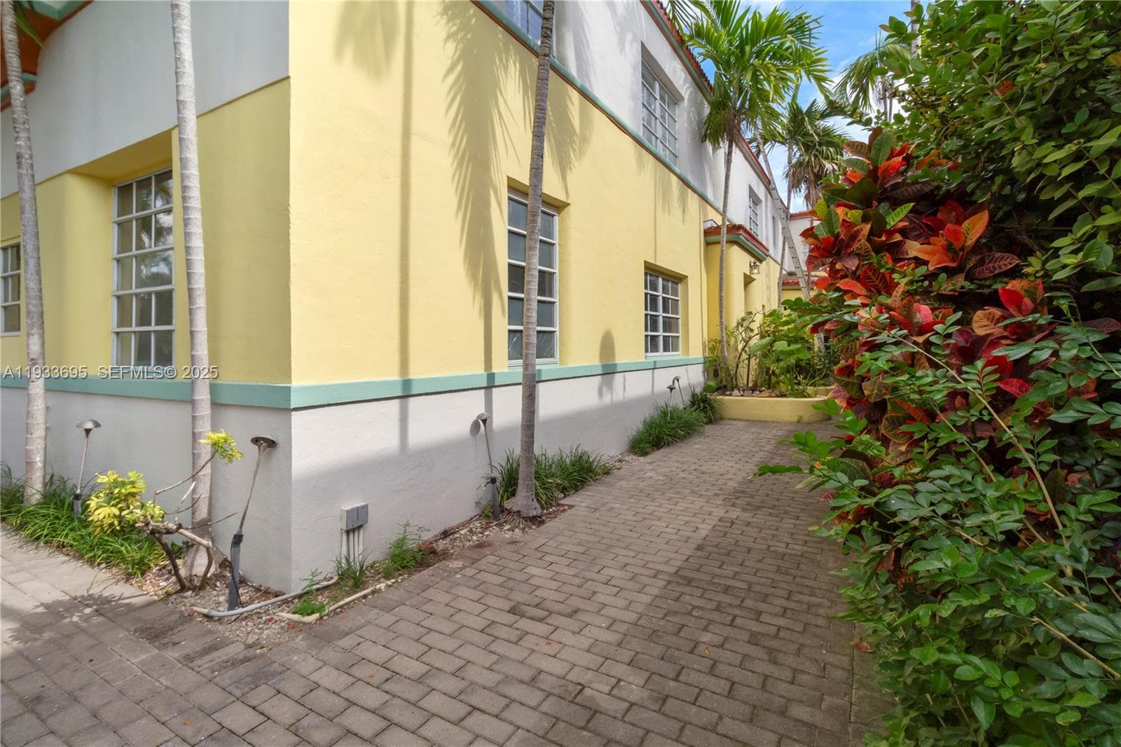 1605 Euclid Ave # A1, Miami Beach FL 33139 — 18