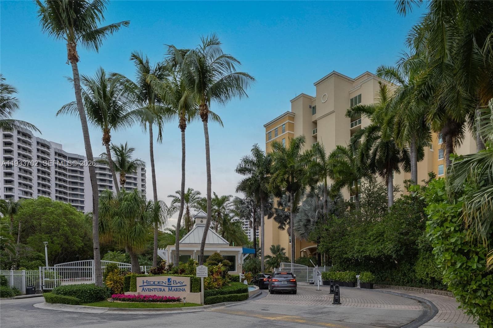 3330 NE 190th St # 1112, Aventura FL 33180 — 2