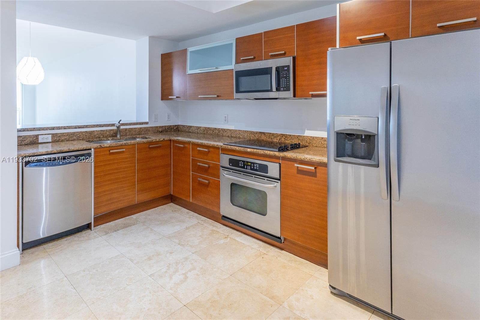 3330 NE 190th St # 1112, Aventura FL 33180 — 52
