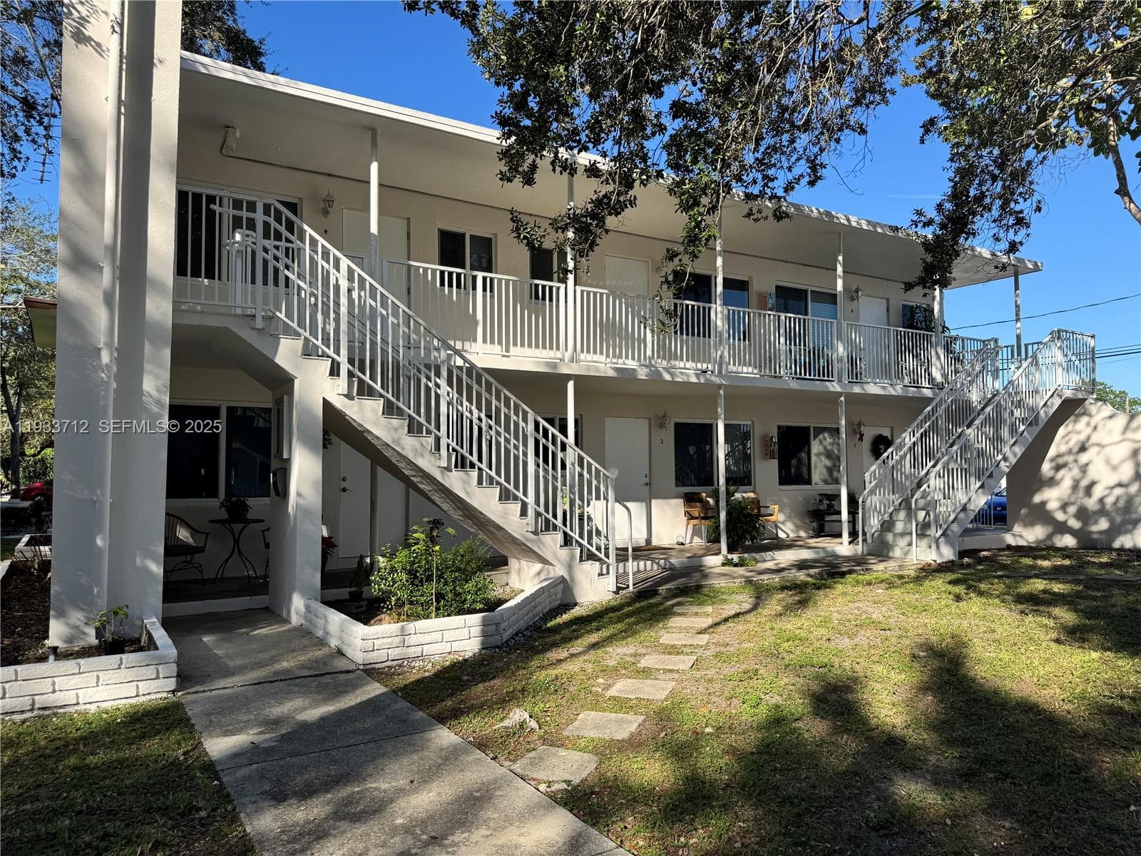 251 Hibiscus Dr # 4, Miami Springs FL 33166 — 12