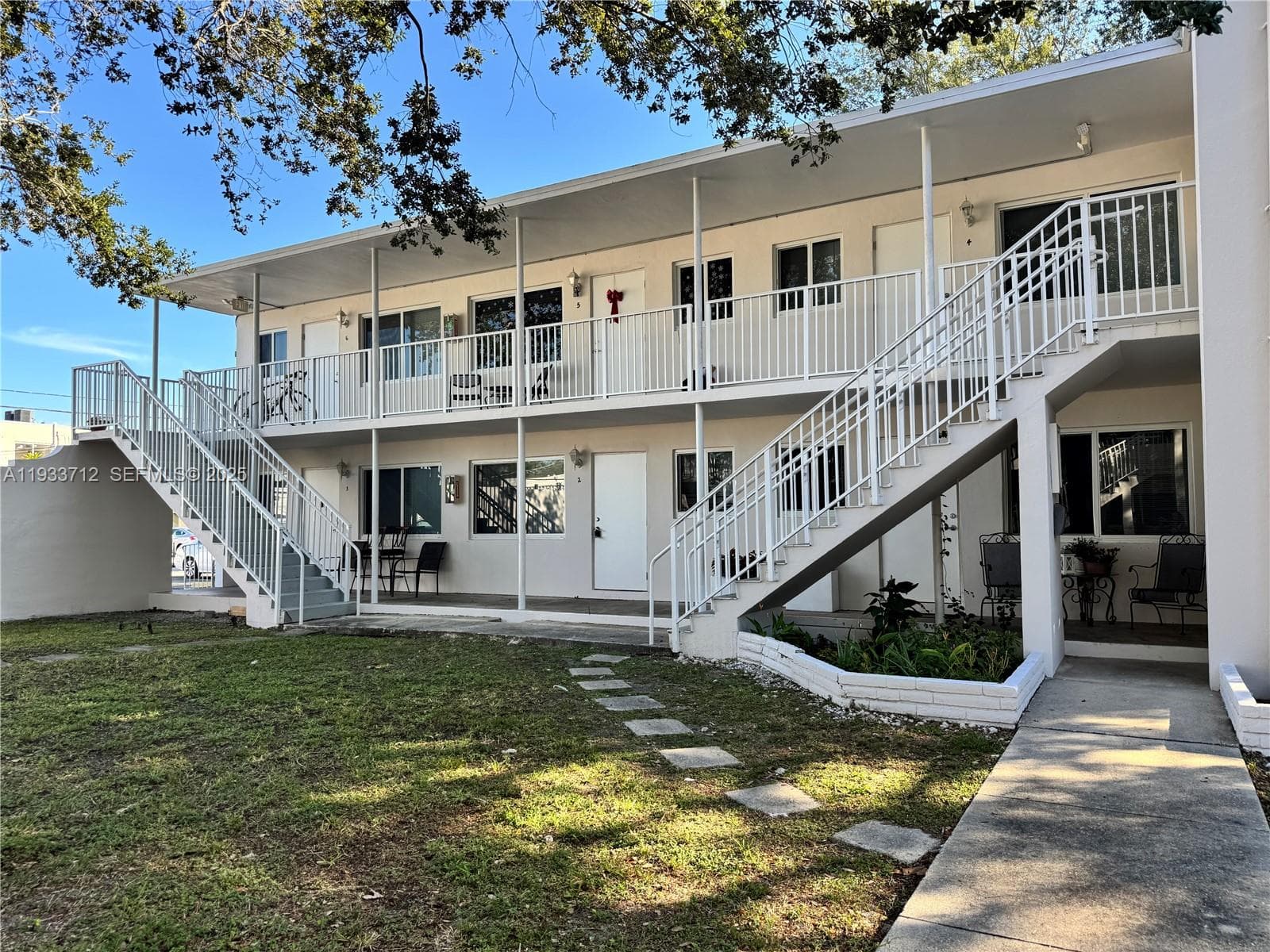 251 Hibiscus Dr # 4, Miami Springs FL 33166 — 10