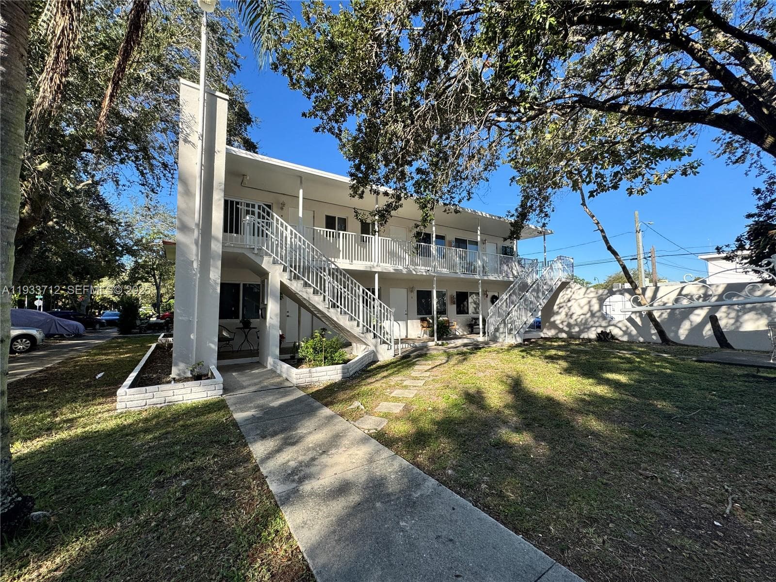 251 Hibiscus Dr # 4, Miami Springs FL 33166 — 11