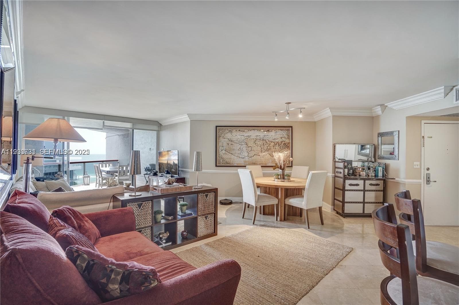 6767 Collins # 901, Miami Beach FL 33141 — 11