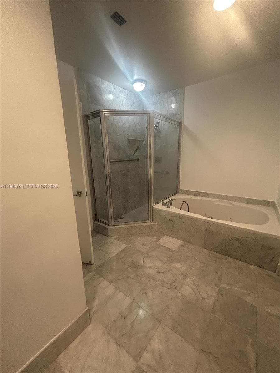 3640 Yacht Club Dr # 104, Aventura FL 33180 — 9