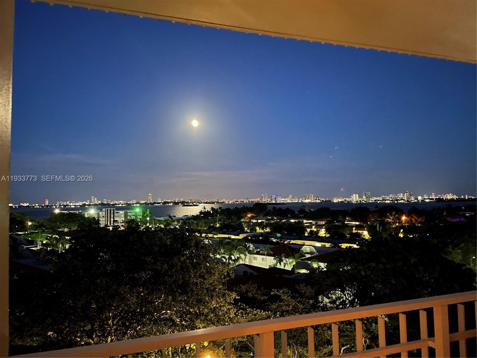 1000 Quayside Ter # 806, Miami FL 33138 — 10