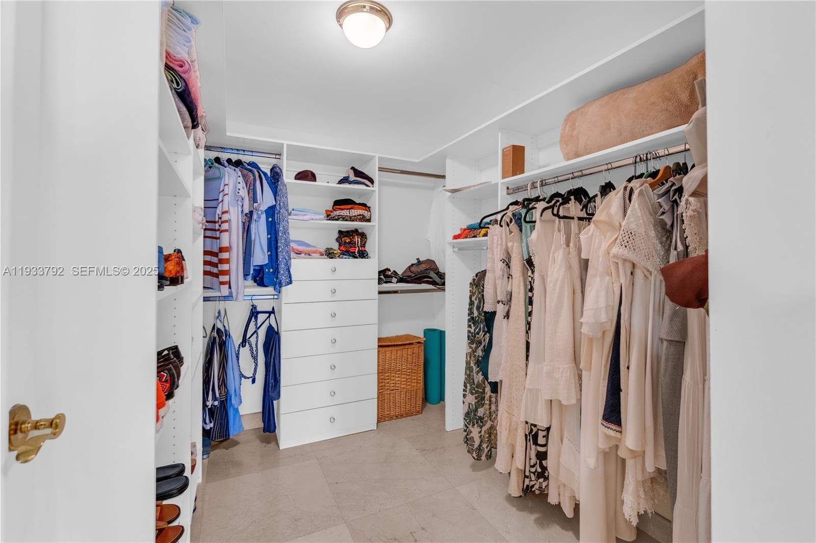 19111 Collins Ave # 1607, Sunny Isles Beach FL 33160 — 23