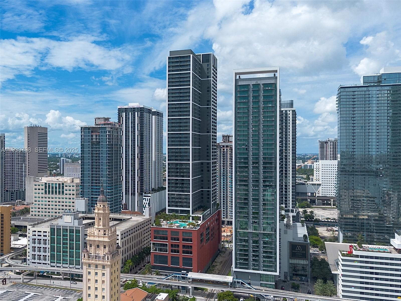 159 NE 6th St # 5015, Miami FL 33132 — 56