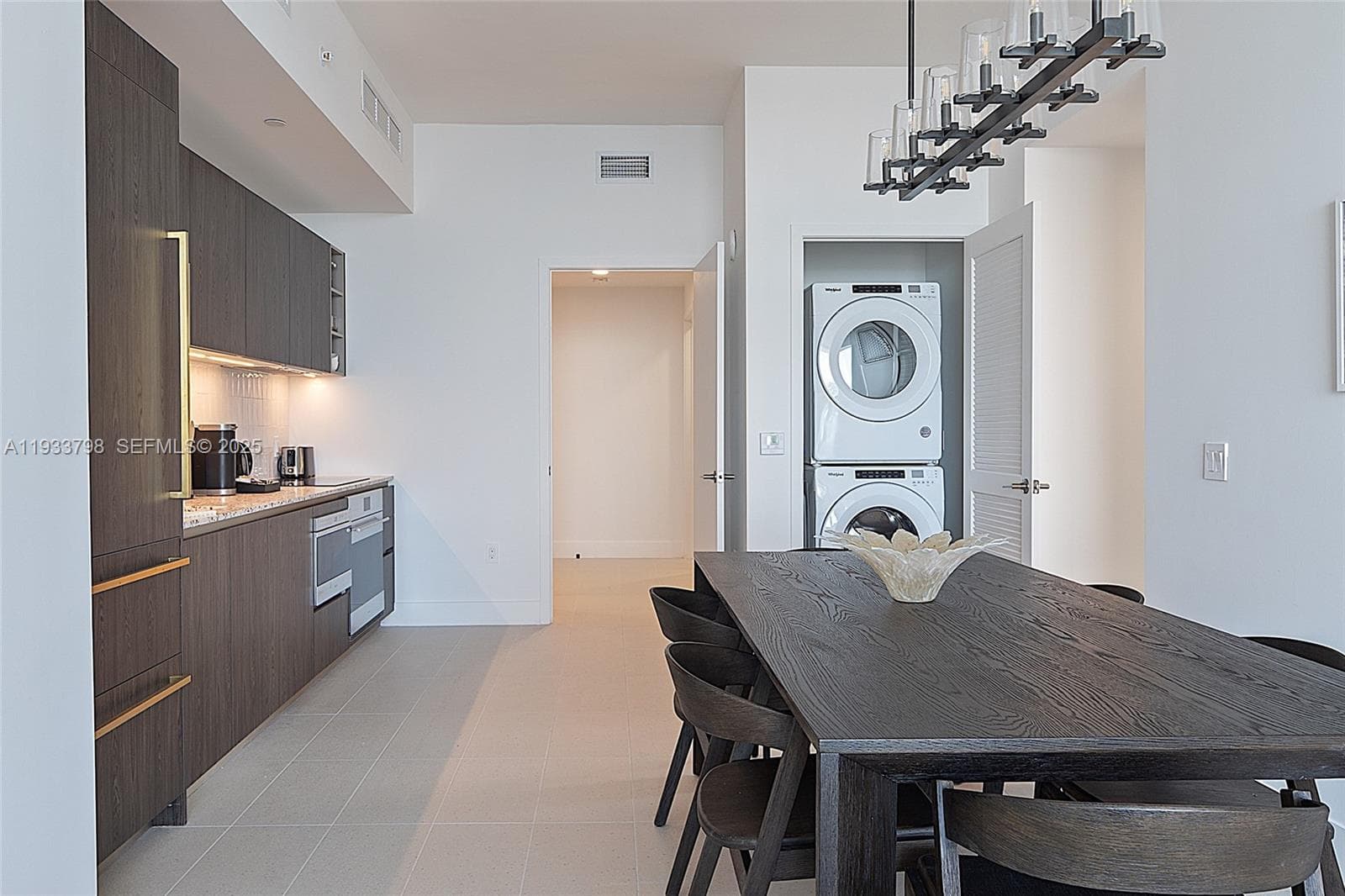 159 NE 6th St # 5015, Miami FL 33132 — 13