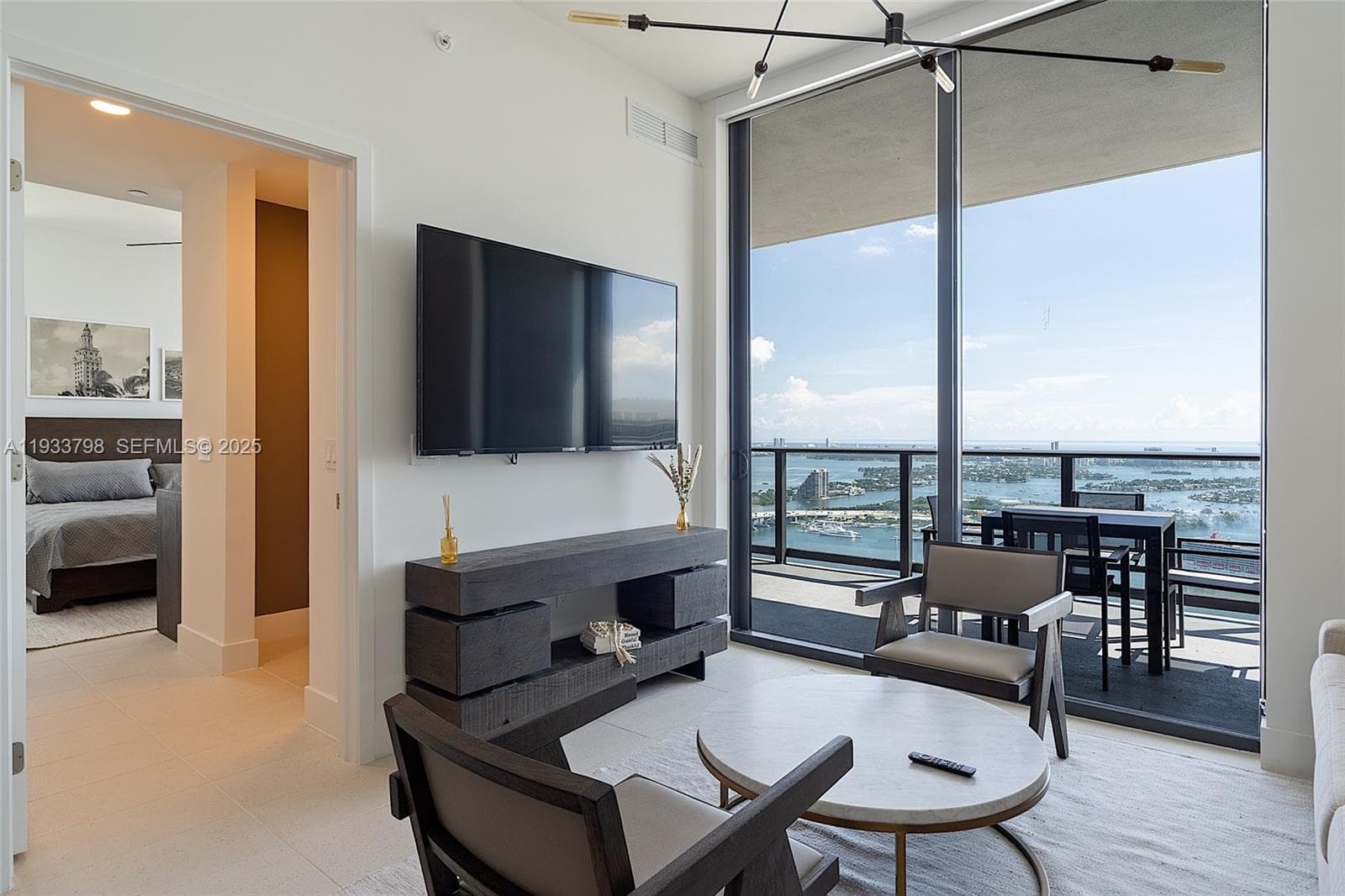 159 NE 6th St # 5015, Miami FL 33132 — 9
