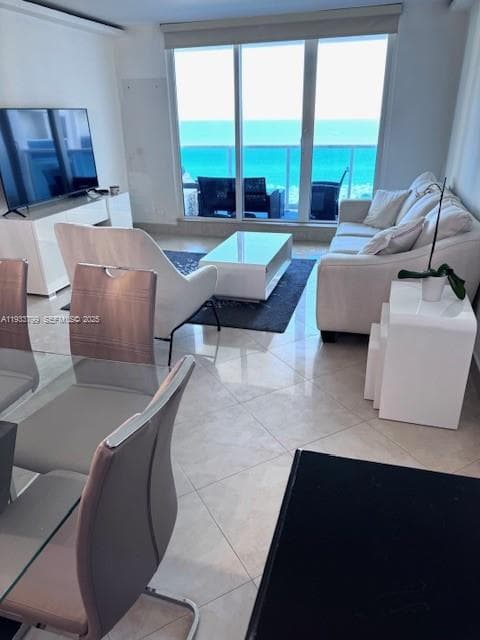 2301 Collins Ave # 1025, Miami Beach FL 33139 — 1