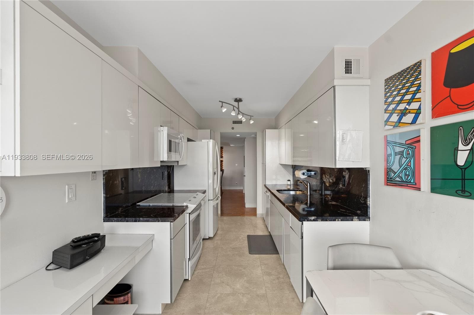 3598 Yacht Club Dr # 1003, Aventura FL 33180 — 33