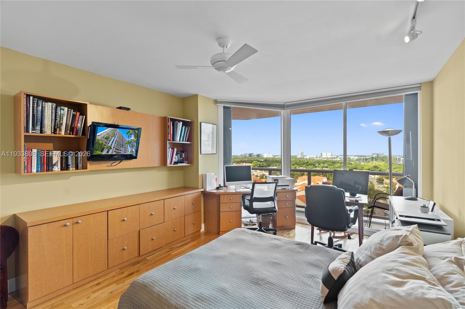 3598 Yacht Club Dr # 1003, Aventura FL 33180 — 25