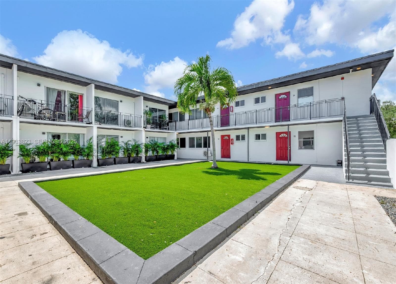 14280 NE 6th Ave, North Miami FL 33161 — 2