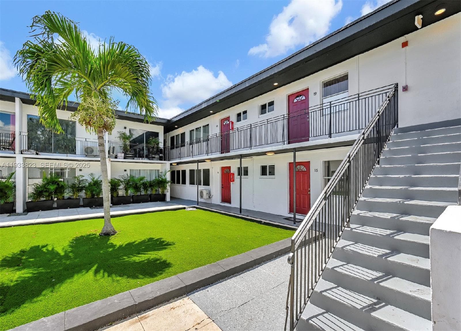 14280 NE 6th Ave, North Miami FL 33161 — 9