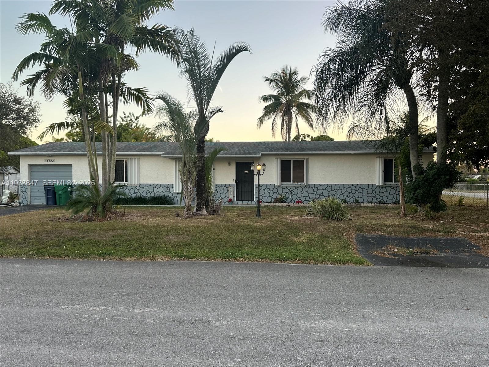 16452 SW 293rd St, Homestead FL 33033 — 2