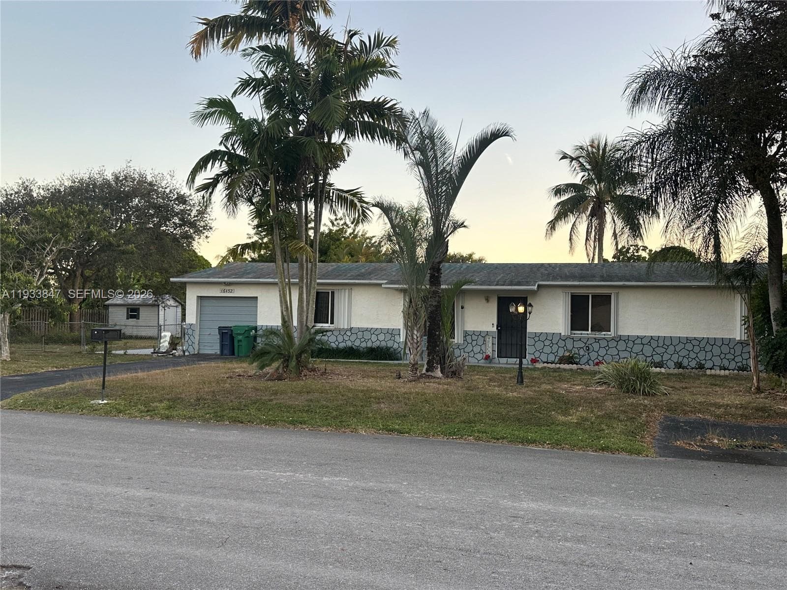 16452 SW 293rd St, Homestead FL 33033 — 1