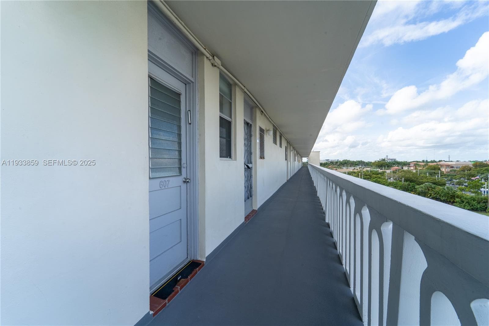 2855 Leonard Dr # H607, Aventura FL 33160 — 5