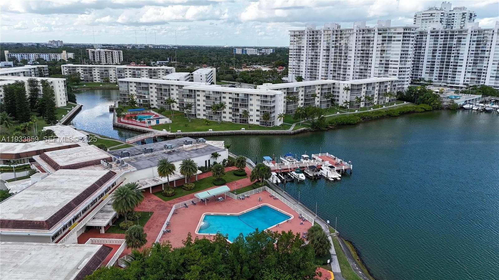 2855 Leonard Dr # H607, Aventura FL 33160 — 25