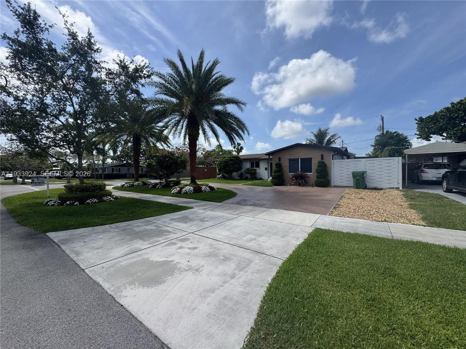 9300 SW 192nd Dr, Cutler Bay FL 33157 — 2
