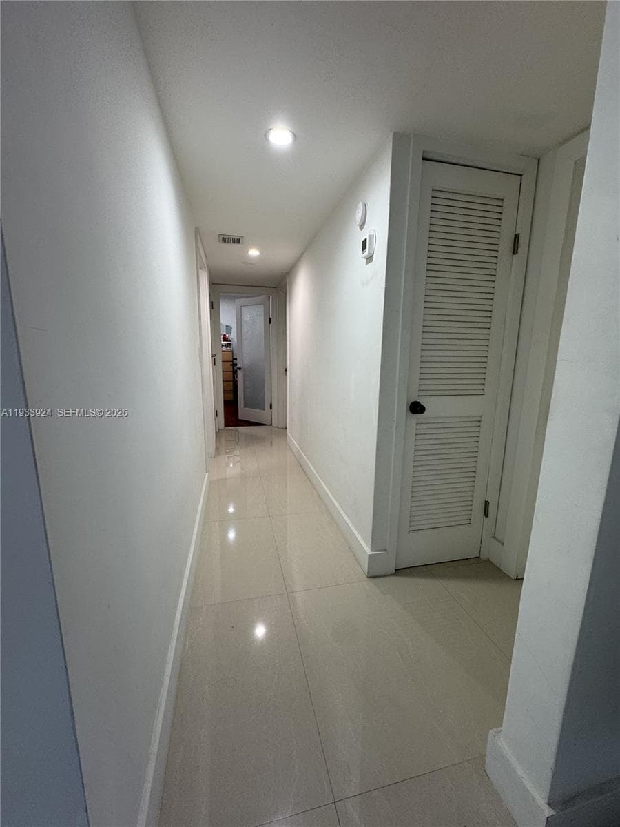 9300 SW 192nd Dr, Cutler Bay FL 33157 — 10